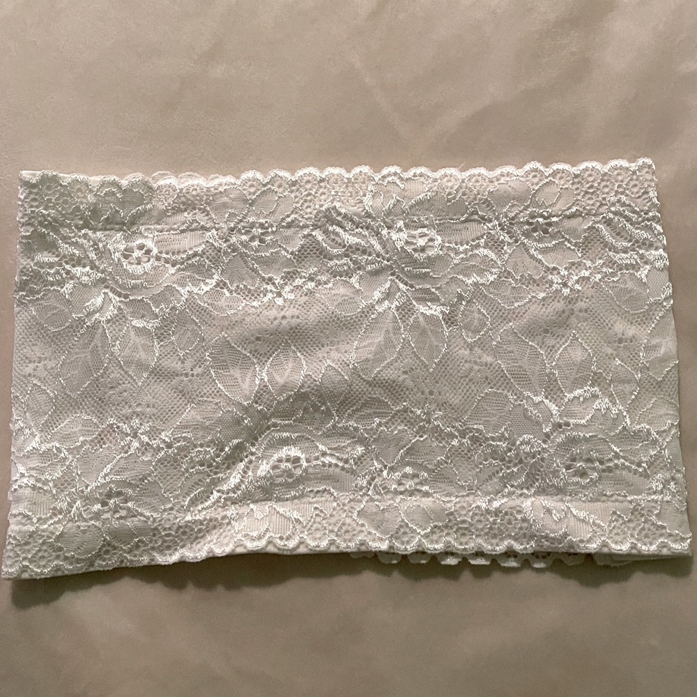 Brand New Cute White Lace Tube Top